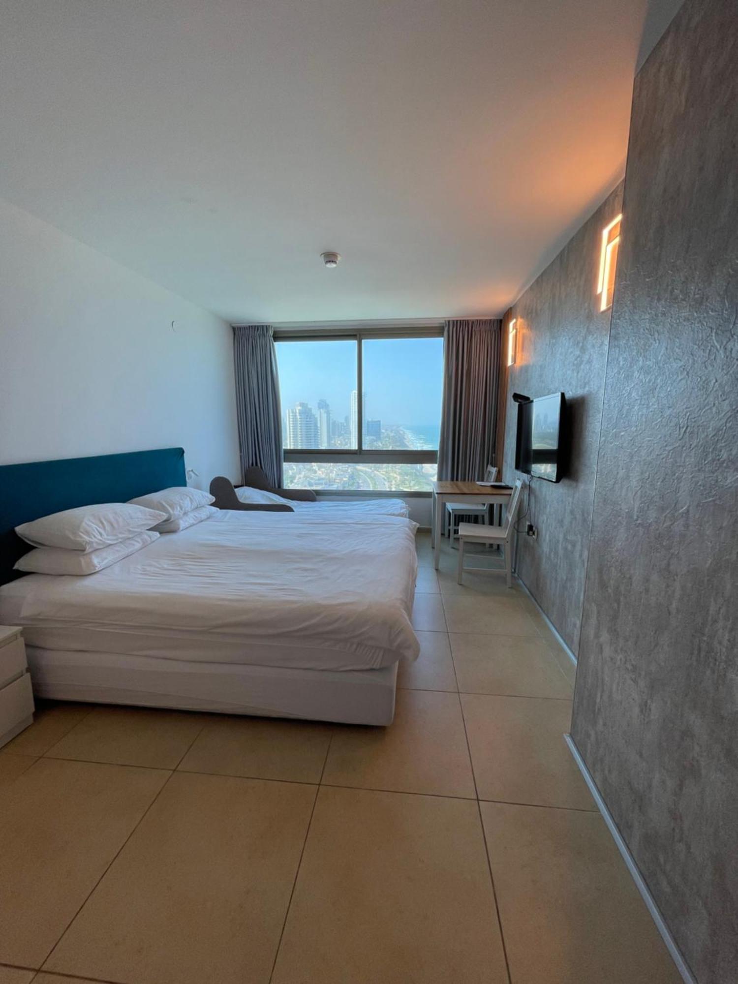 Netanya Seaview Aparthotel Екстериор снимка