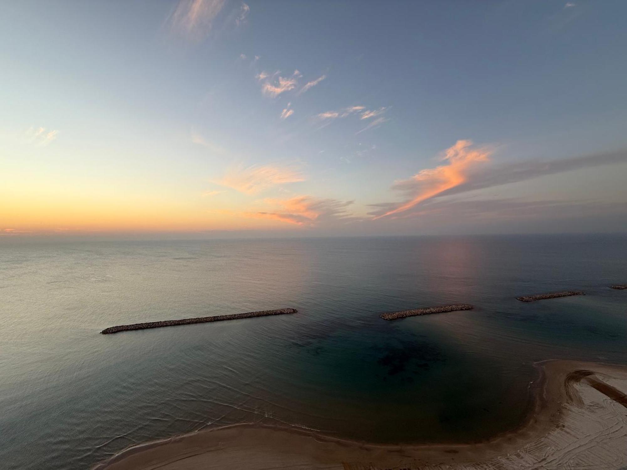 Netanya Seaview Aparthotel Екстериор снимка