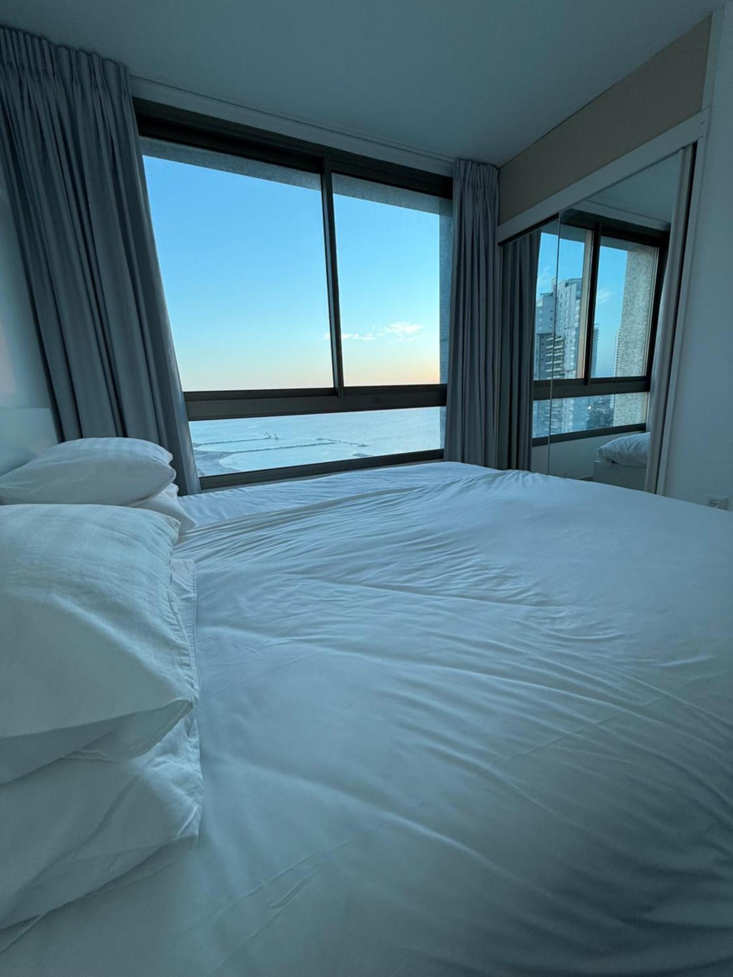 Netanya Seaview Aparthotel Екстериор снимка