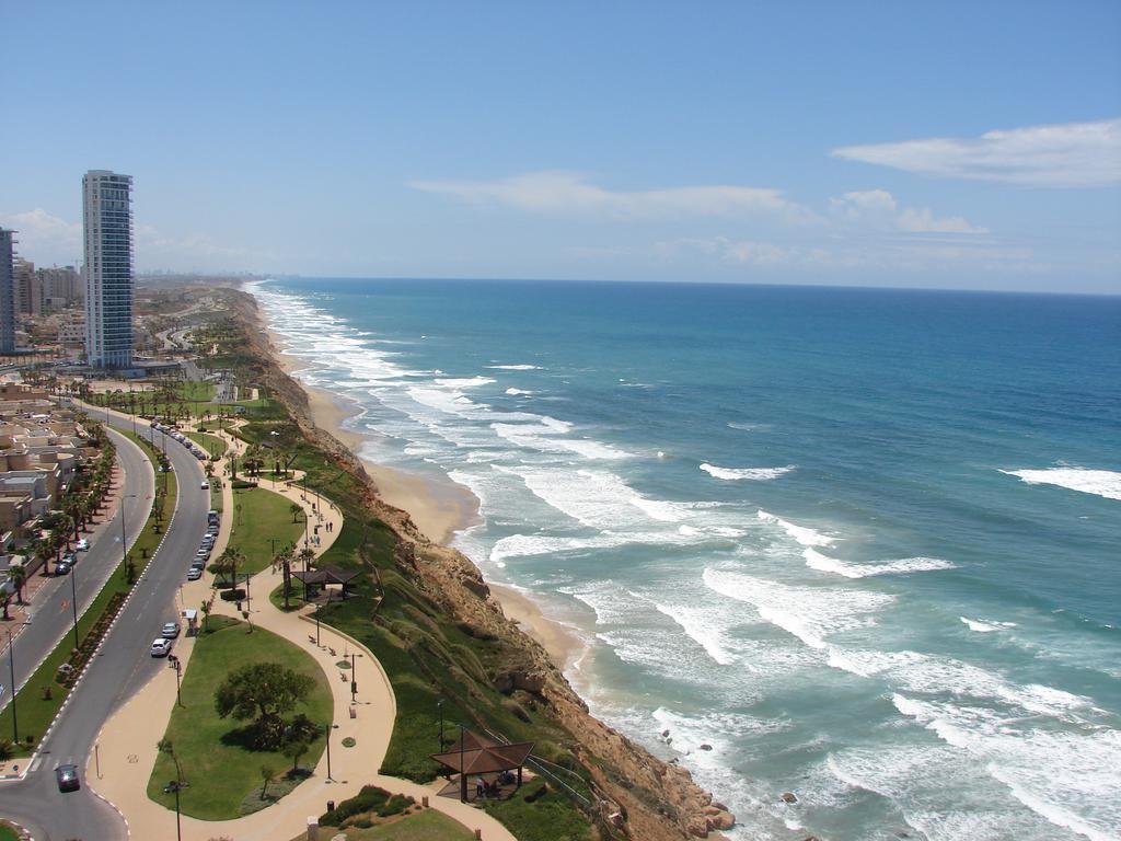 Netanya Seaview Aparthotel Екстериор снимка