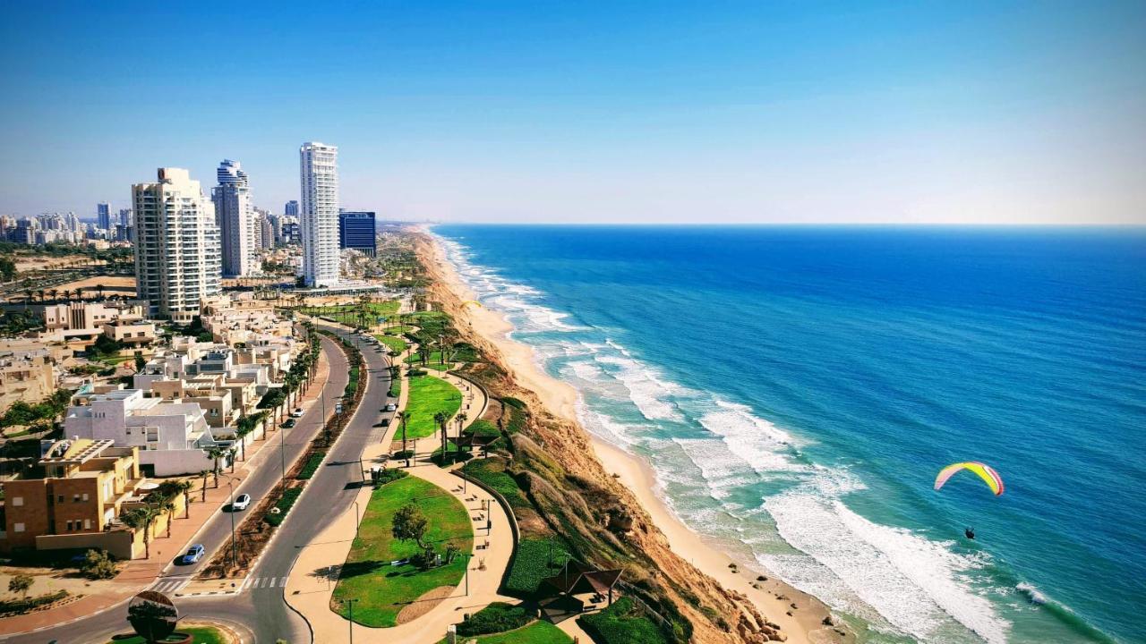 Netanya Seaview Aparthotel Екстериор снимка