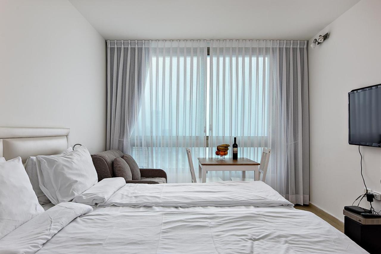 Netanya Seaview Aparthotel Екстериор снимка