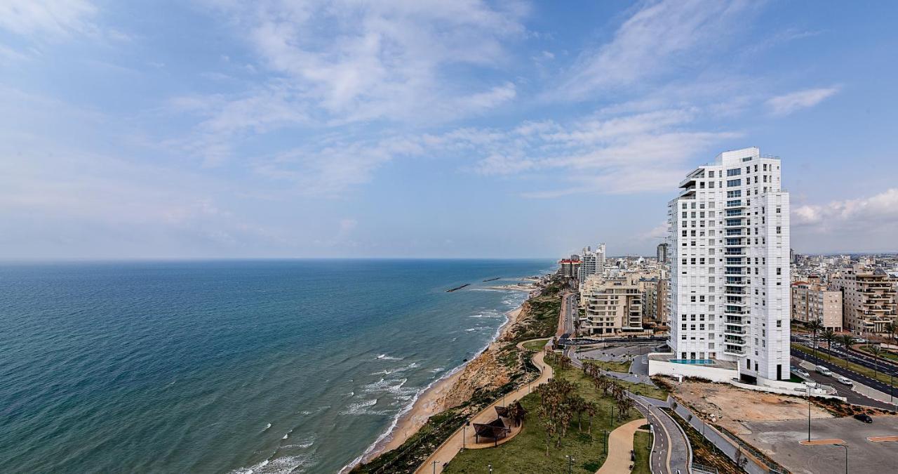 Netanya Seaview Aparthotel Екстериор снимка